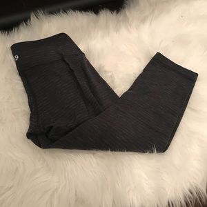 Lululemon cropped leggings